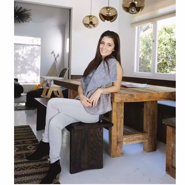 Shiri Appleby  Photoshoot