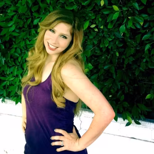 Shoshannah Stern  Photoshoot