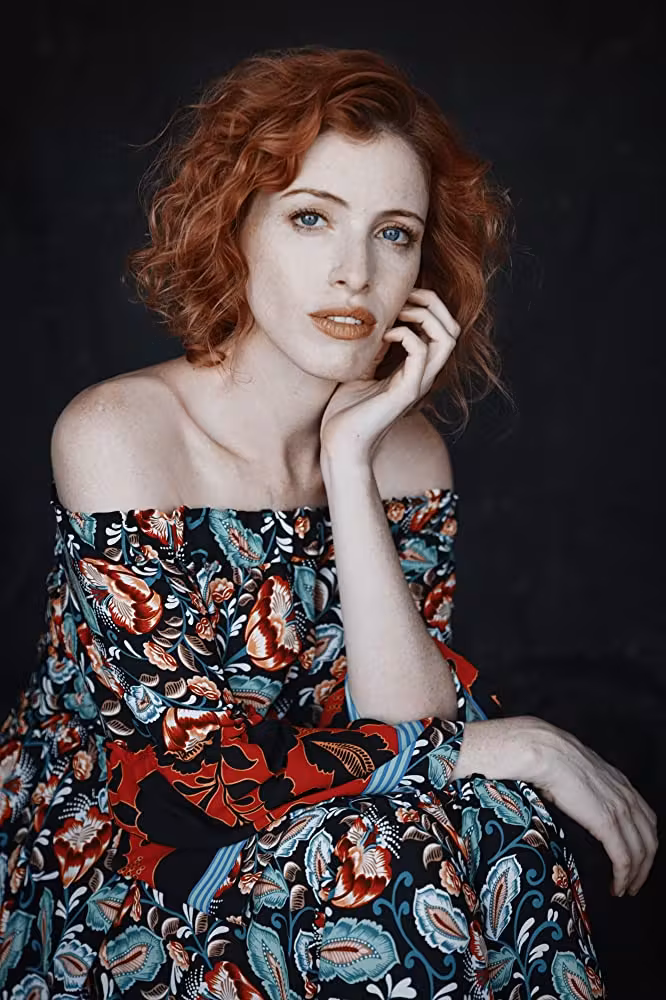 Tamar Pelzig  Photoshoot