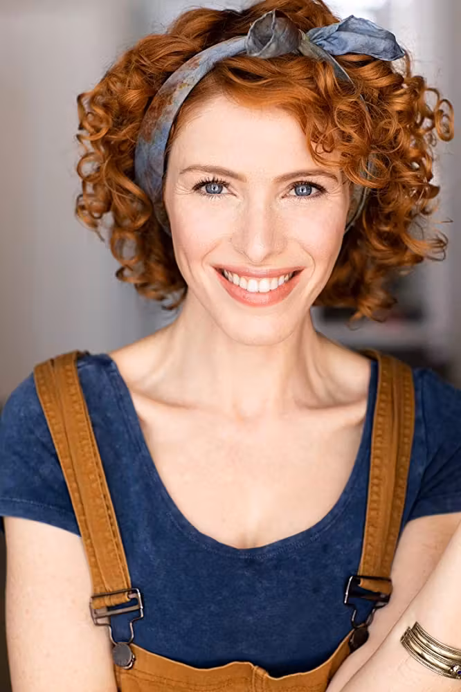 Tamar Pelzig  Photoshoot
