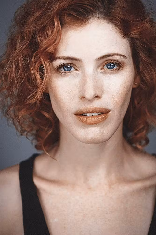 Tamar Pelzig  Photoshoot
