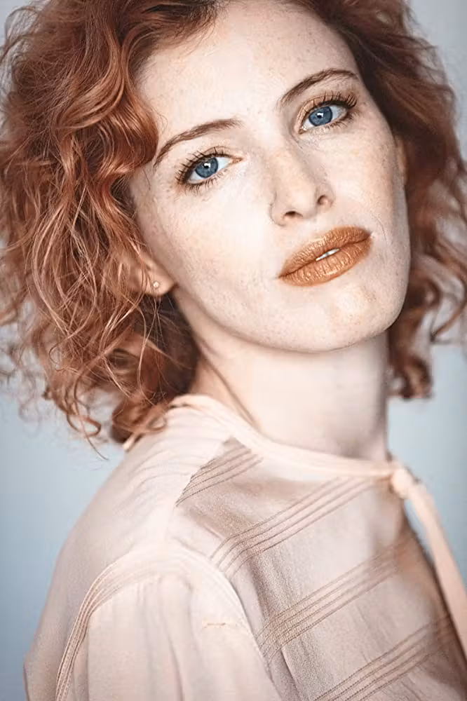 Tamar Pelzig  Photoshoot