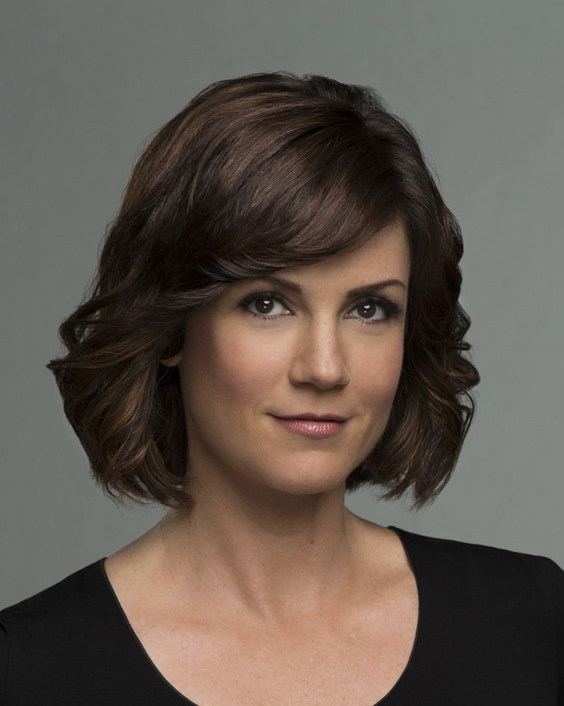 Zoe McLellan Sexy and Hottest Photos , Latest Pics
