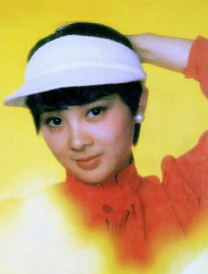 Ze-hong Hu  Photoshoot