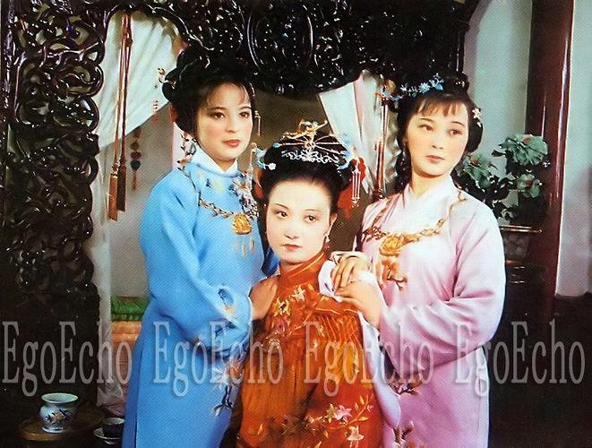 Ze-hong Hu  Photoshoot