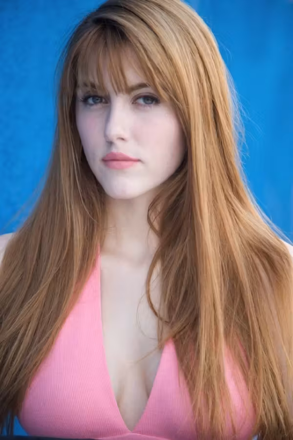 Yvonne Zima  Photoshoot