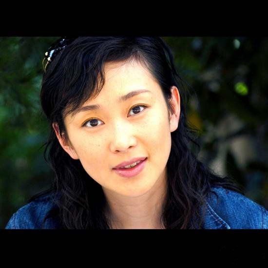 Xiaoyan Dong  Photoshoot