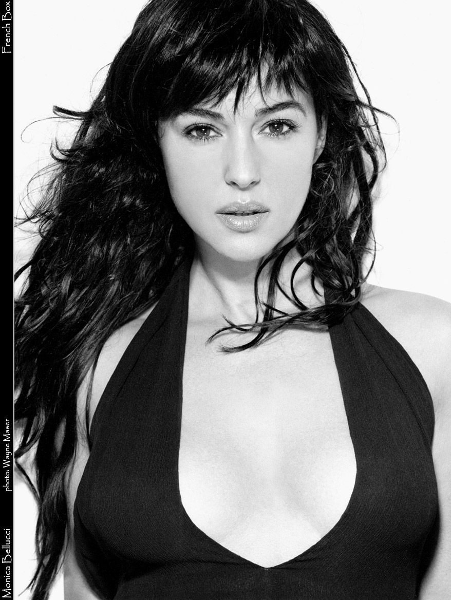 Monica Bellucci Sexy and Hottest Photos , Latest Pics