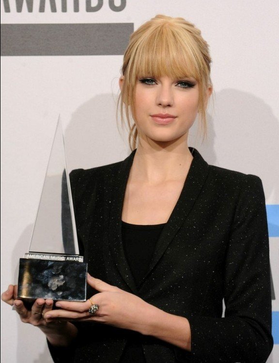 Taylor Swift  Photoshoot
