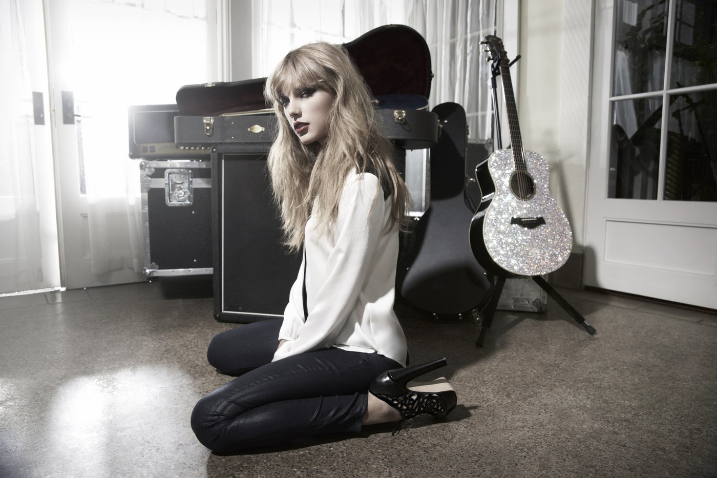 Taylor Swift  Photoshoot