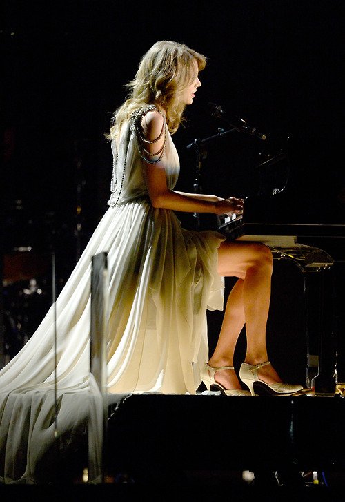 Taylor Swift  Photoshoot