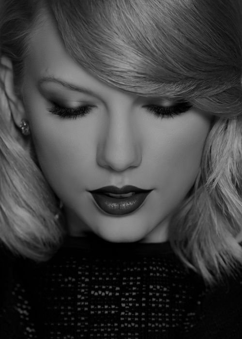 Taylor Swift  Photoshoot