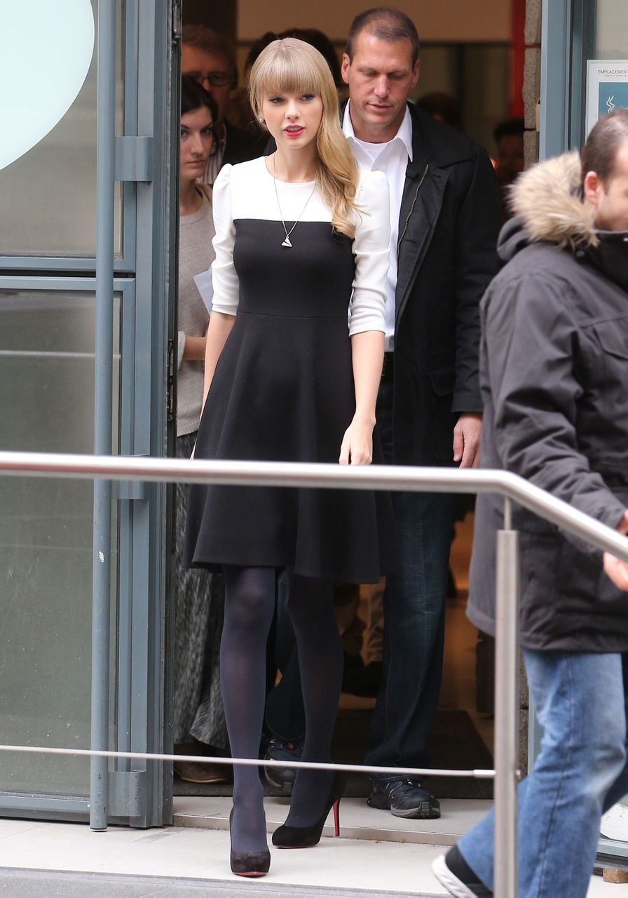 Taylor Swift  Photoshoot