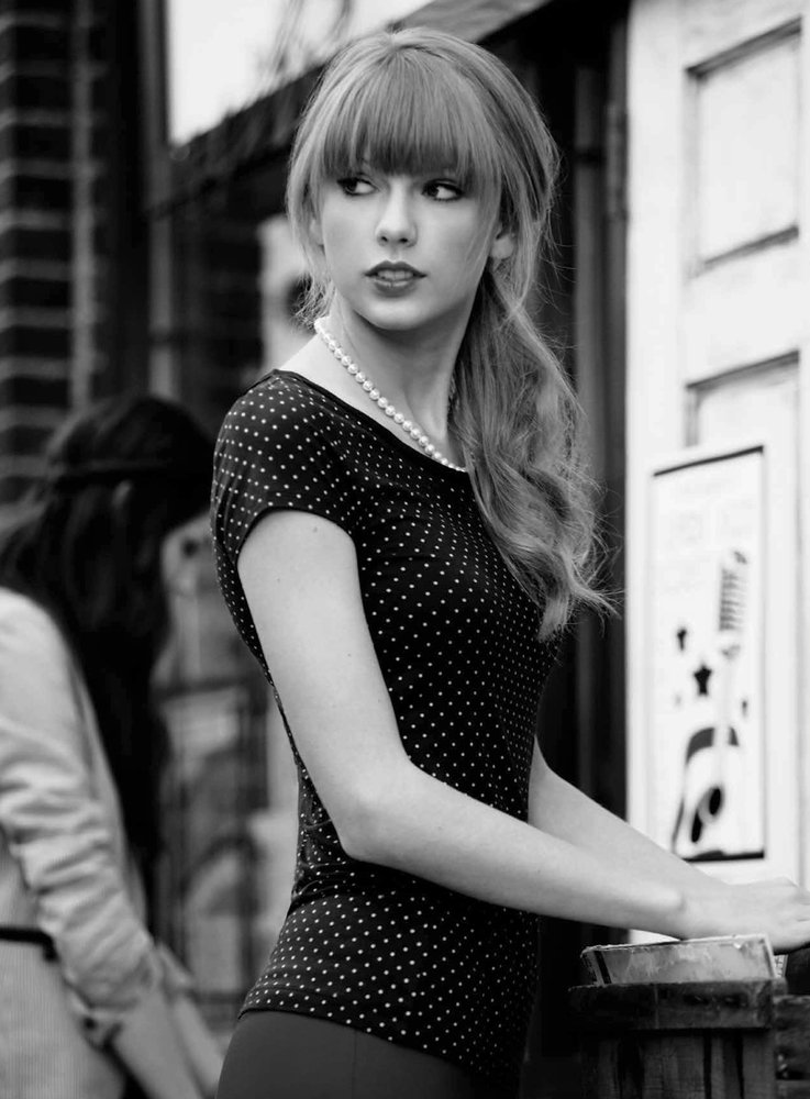 Taylor Swift  Photoshoot