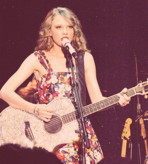 Taylor Swift  Photoshoot