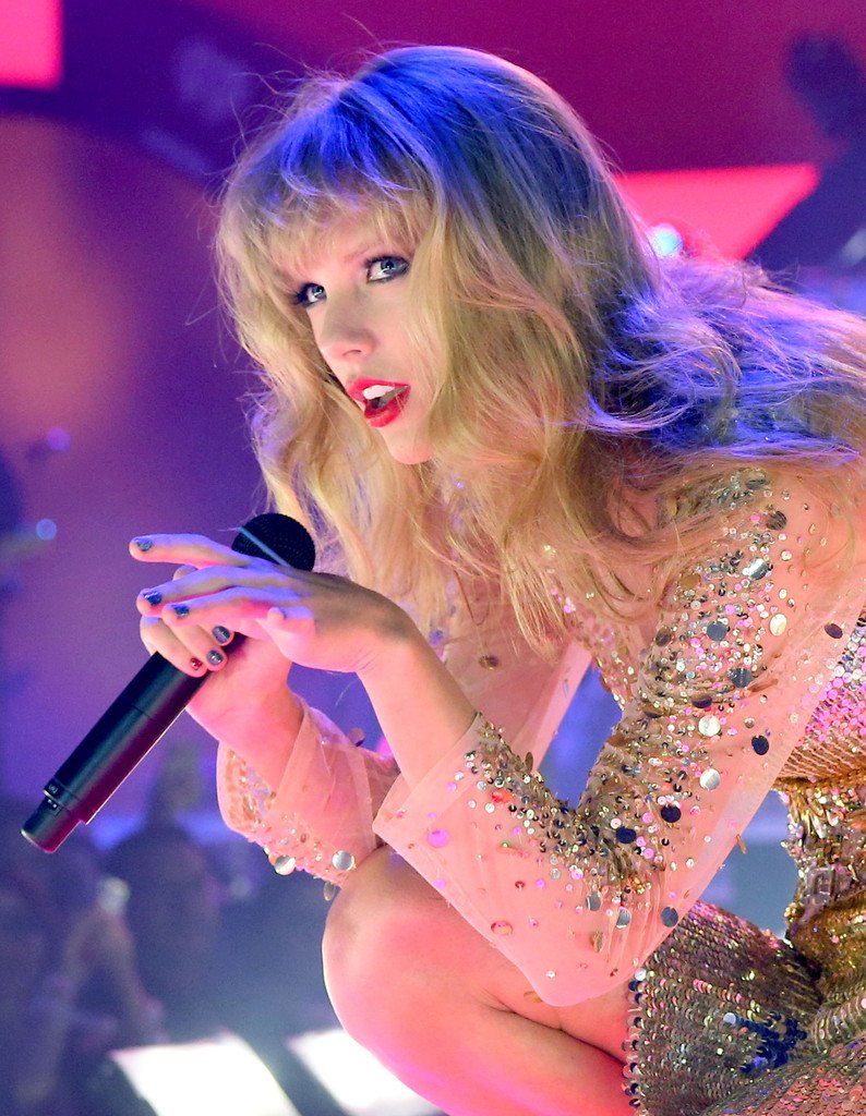 Taylor Swift  Photoshoot