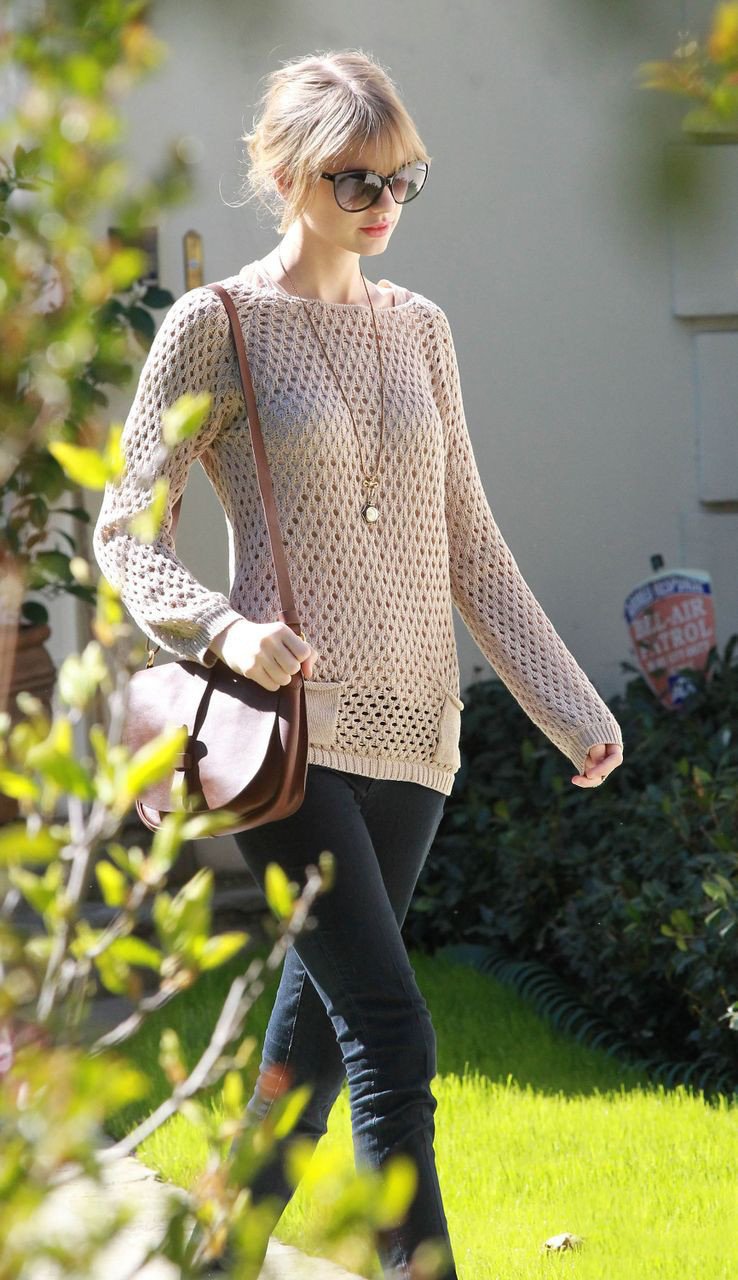 Taylor Swift  Photoshoot