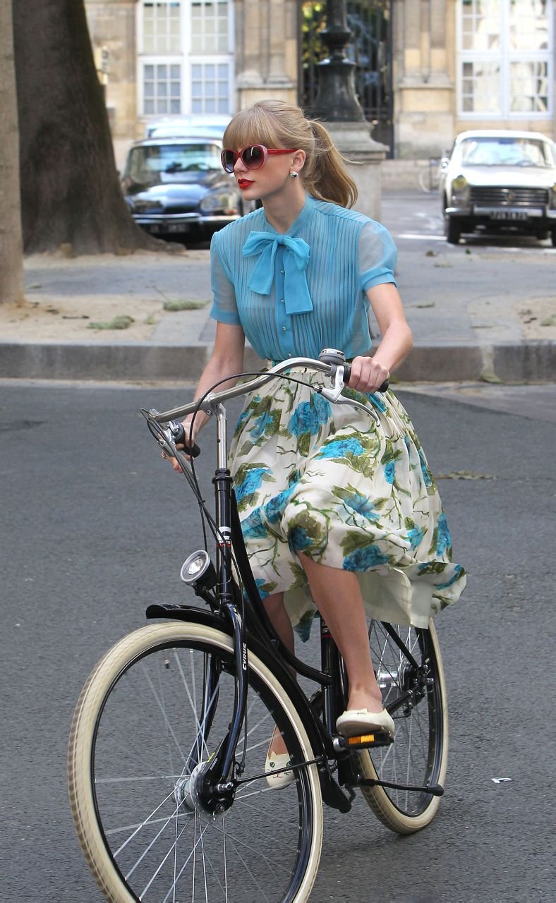 Taylor Swift  Photoshoot