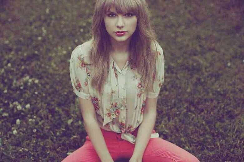Taylor Swift  Photoshoot