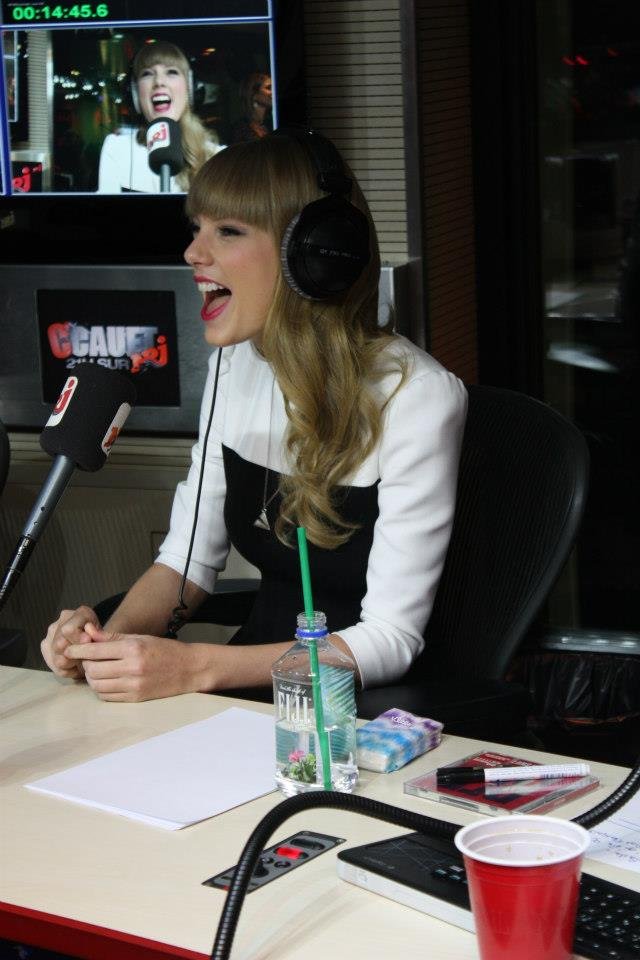 Taylor Swift  Photoshoot