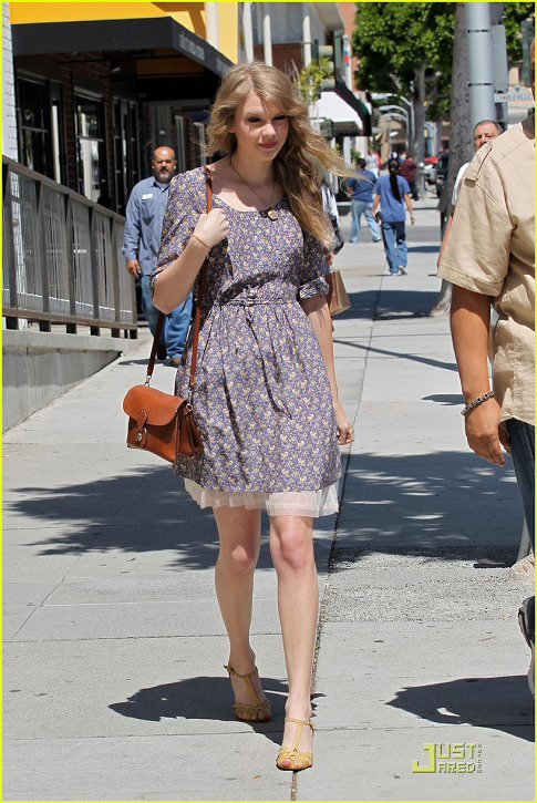 Taylor Swift  Photoshoot