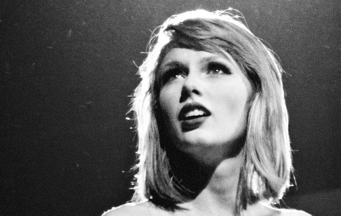 Taylor Swift  Photoshoot