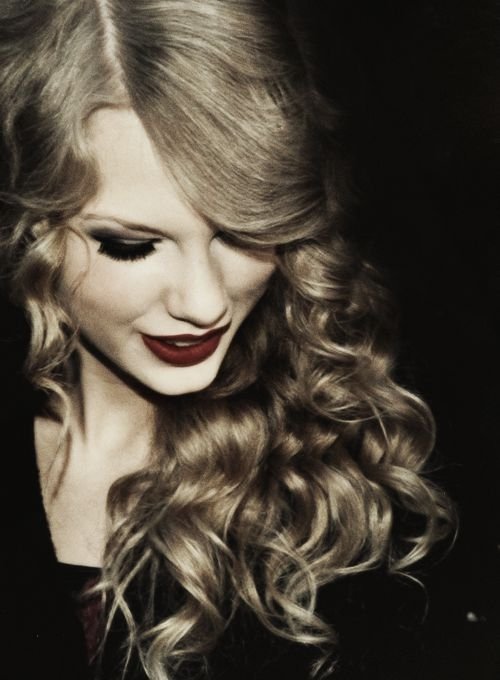 Taylor Swift  Photoshoot