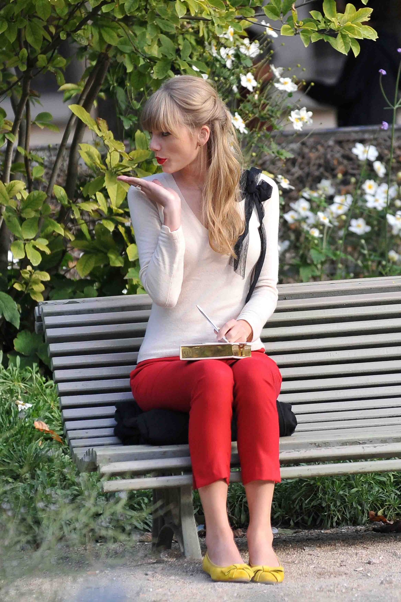 Taylor Swift  Photoshoot