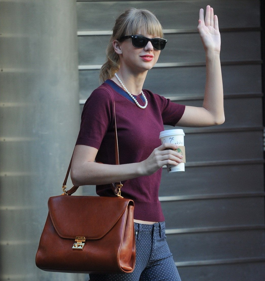 Taylor Swift  Photoshoot