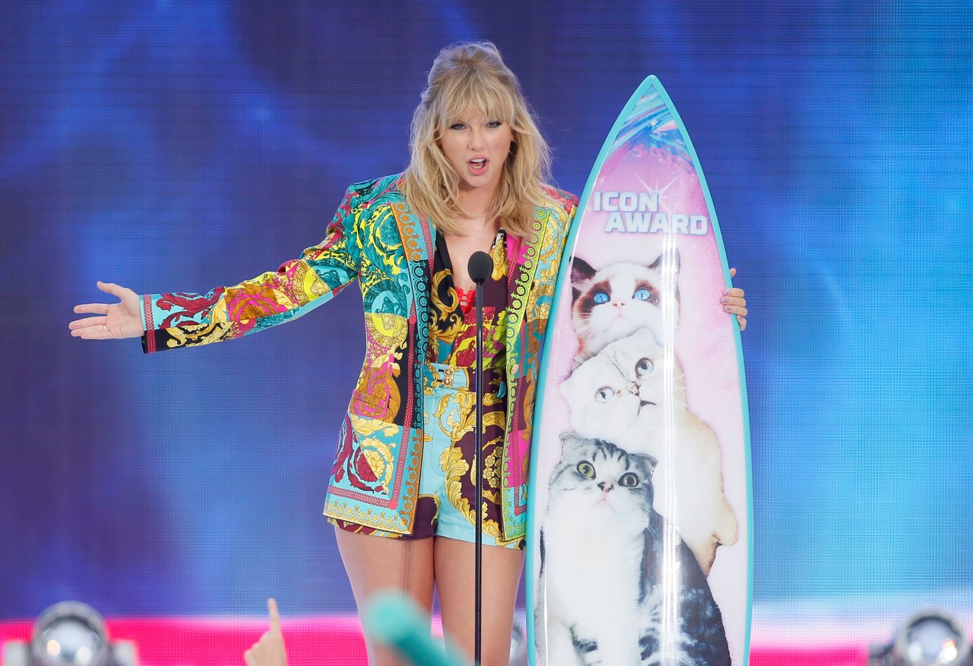 Taylor Swift  Photoshoot