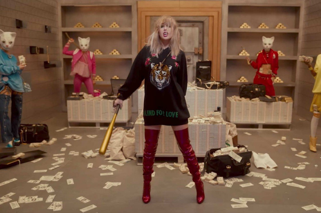 Taylor Swift  Photoshoot