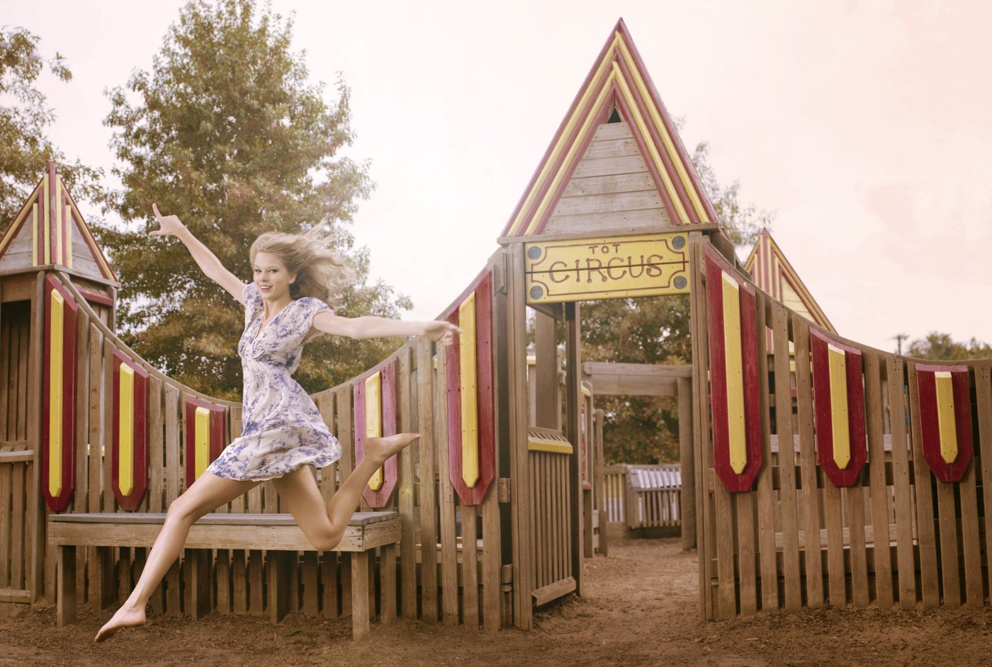 Taylor Swift  Photoshoot
