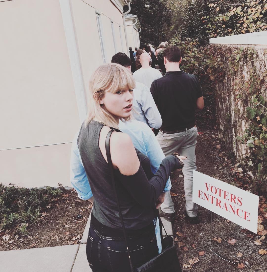 Taylor Swift  Photoshoot