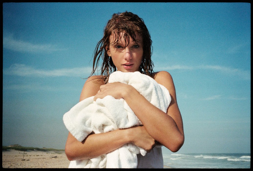Taylor Swift  Photoshoot
