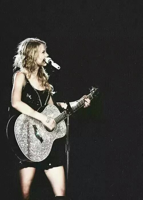 Taylor Swift  Photoshoot