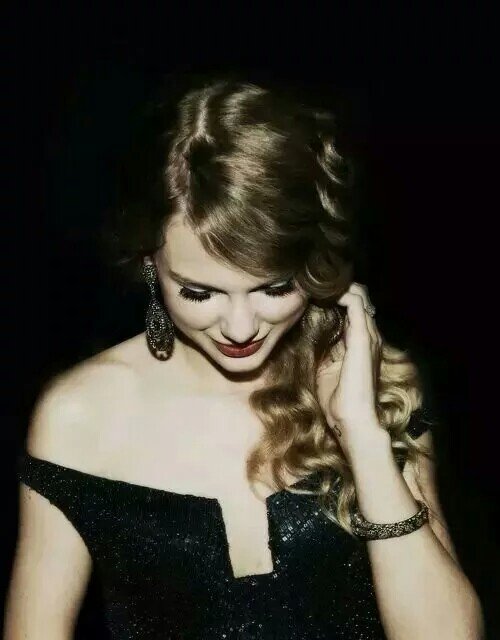Taylor Swift  Photoshoot