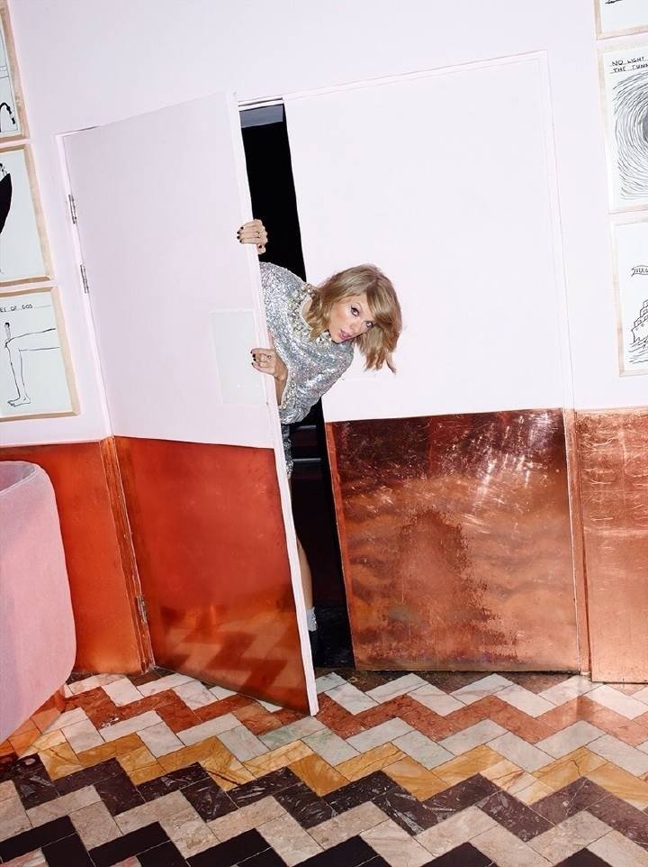 Taylor Swift  Photoshoot