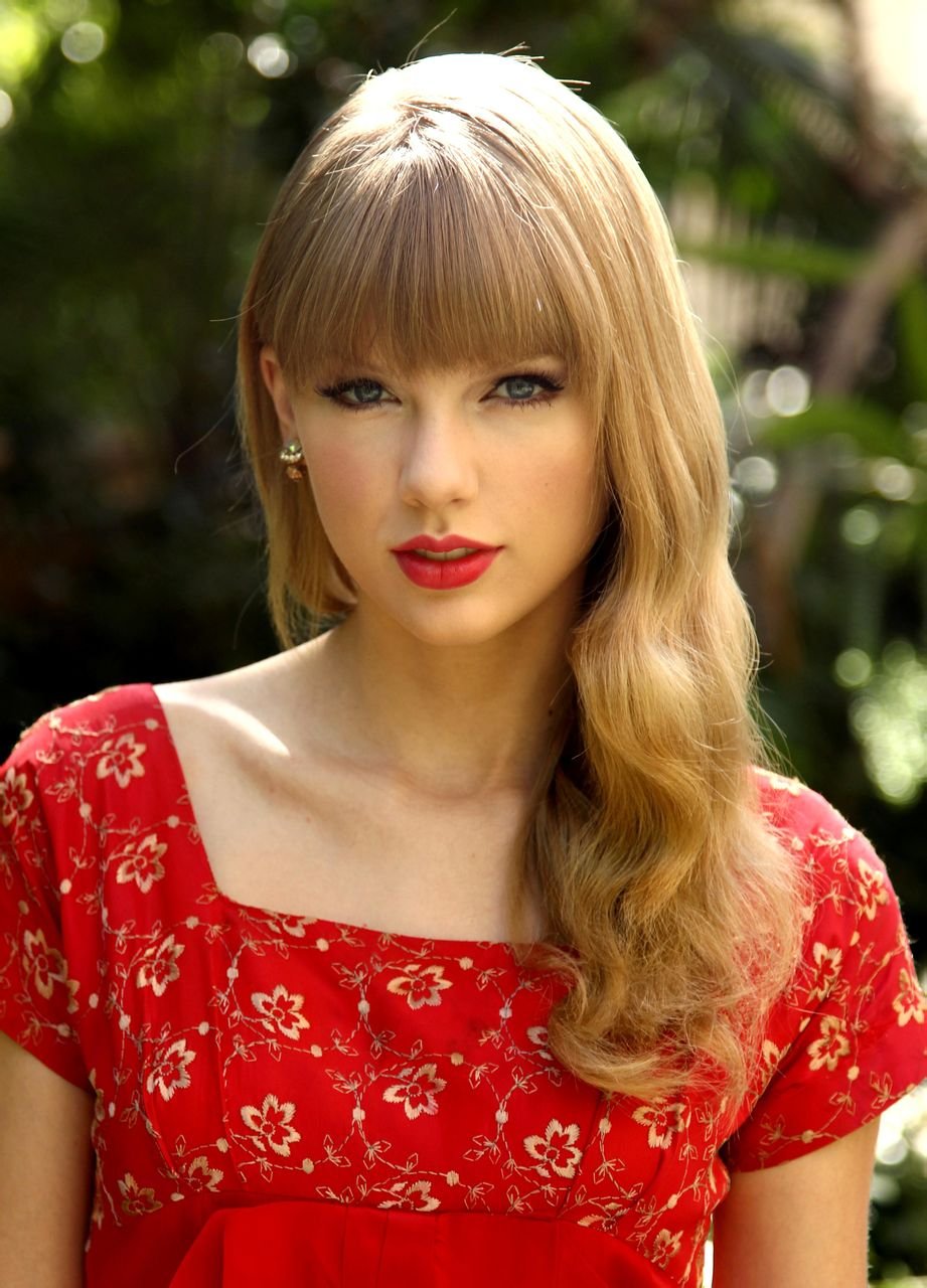 Taylor Swift  Photoshoot