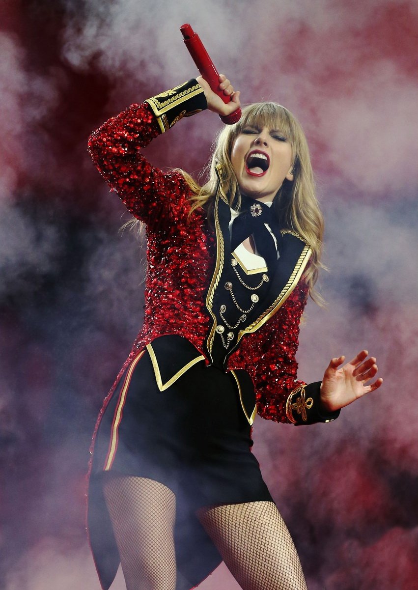 Taylor Swift  Photoshoot