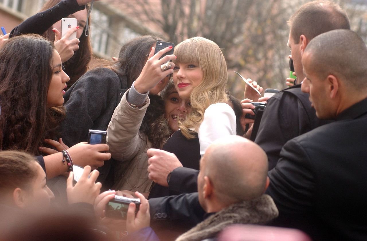 Taylor Swift  Photoshoot