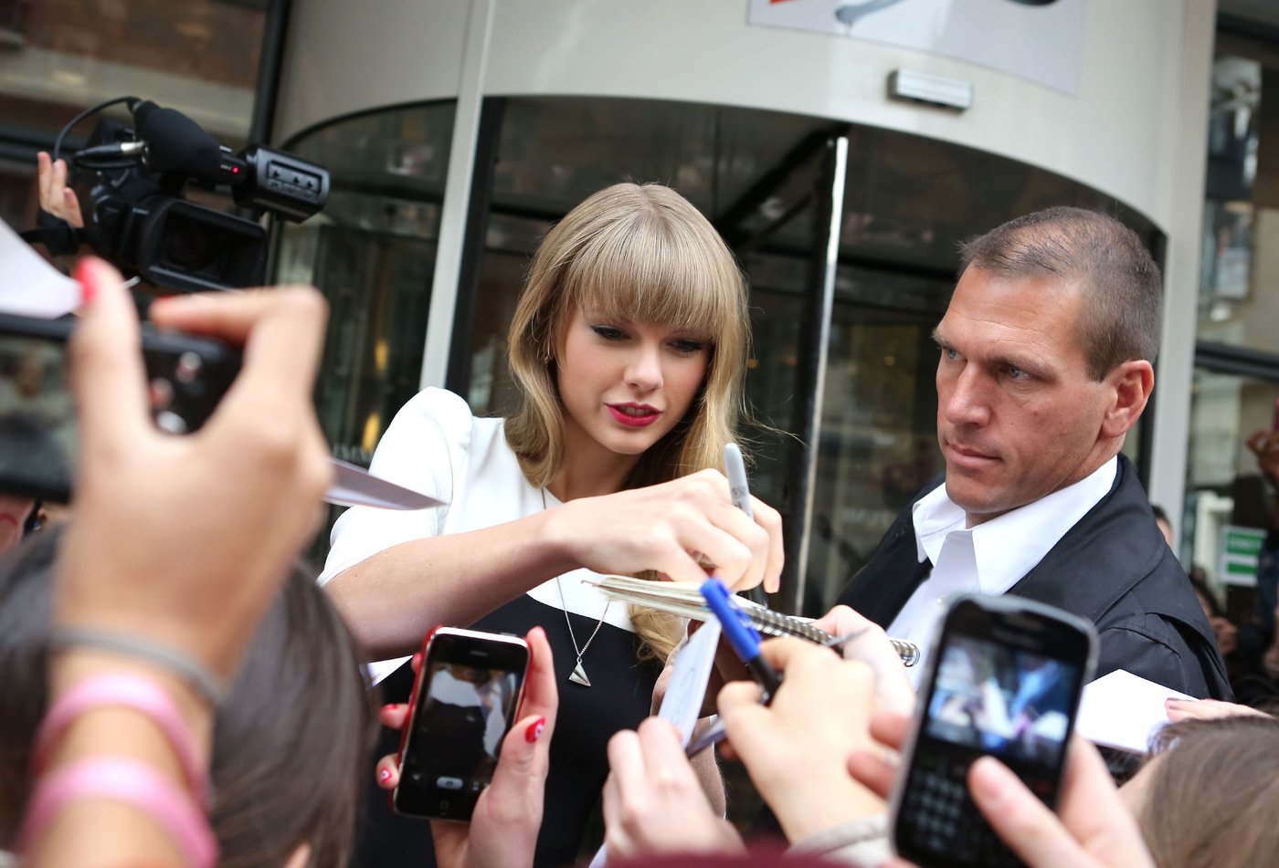 Taylor Swift  Photoshoot