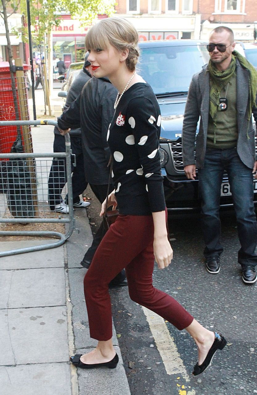 Taylor Swift  Photoshoot
