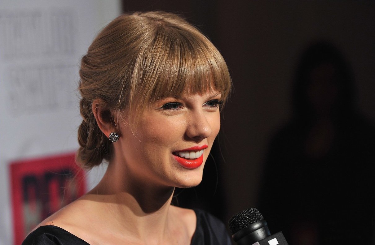 Taylor Swift  Photoshoot