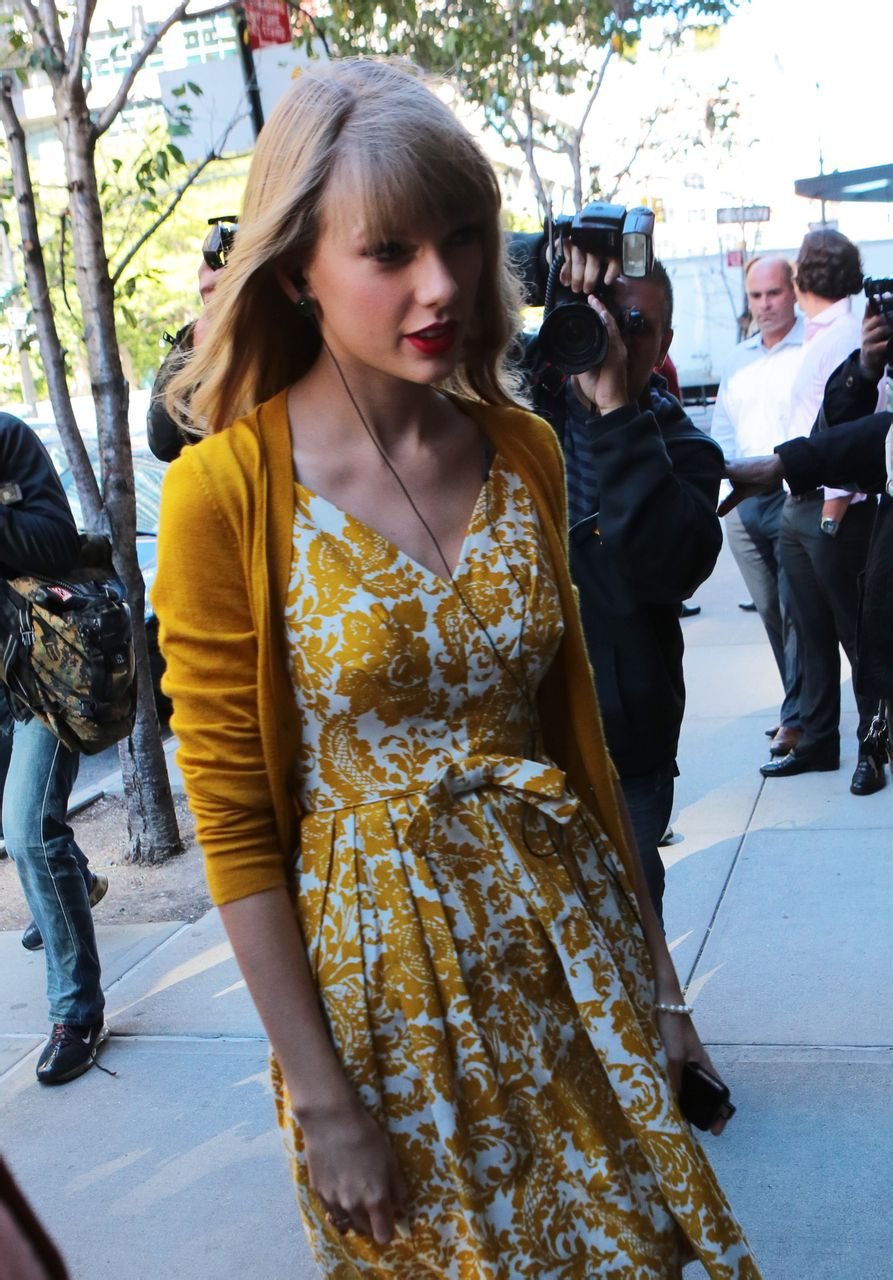 Taylor Swift  Photoshoot