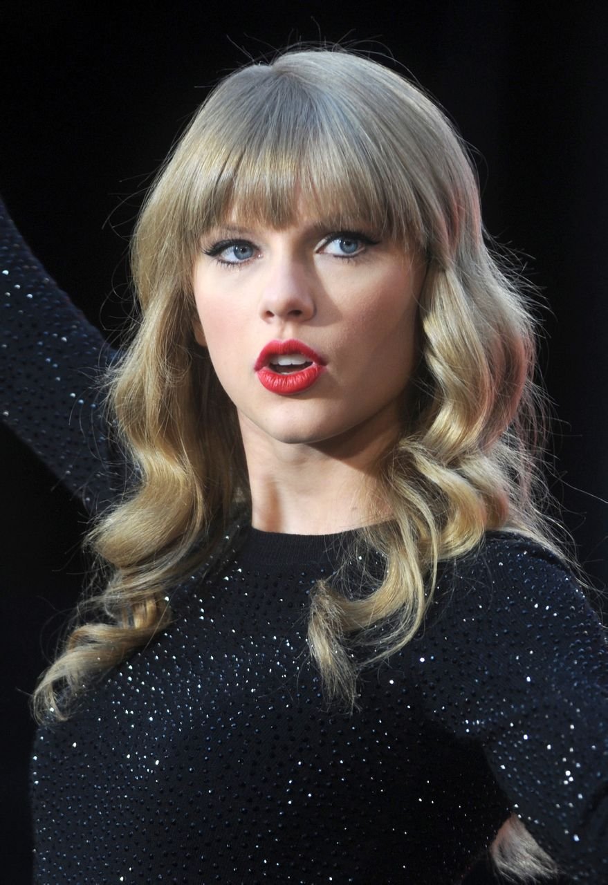 Taylor Swift  Photoshoot