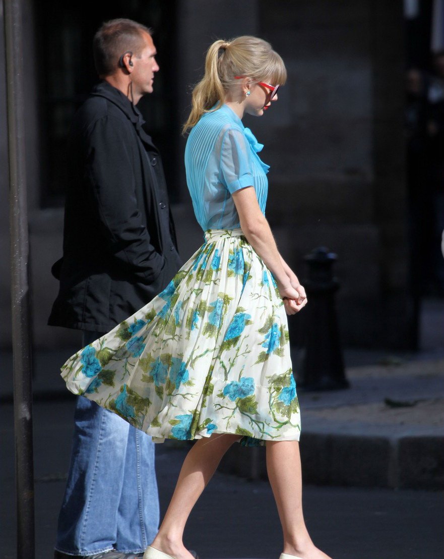 Taylor Swift  Photoshoot