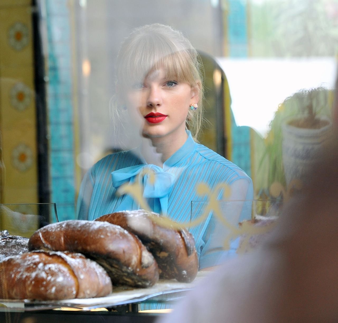 Taylor Swift  Photoshoot