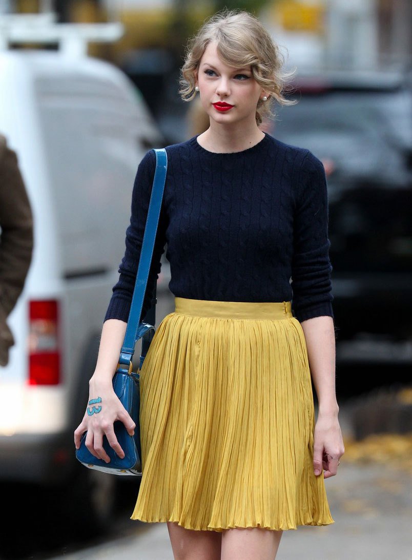 Taylor Swift  Photoshoot