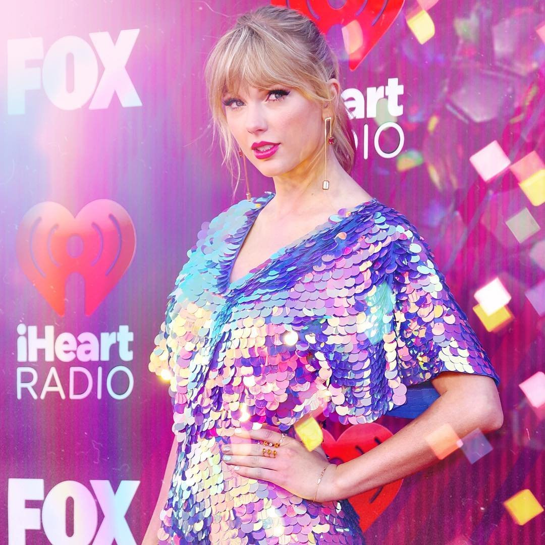 Taylor Swift  Photoshoot