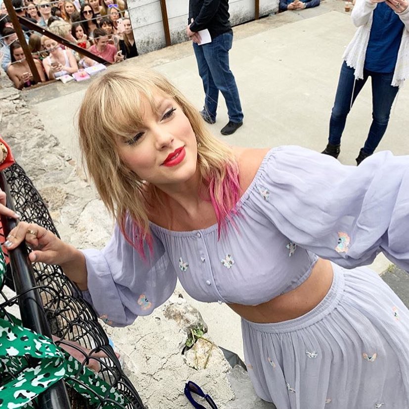 Taylor Swift  Photoshoot